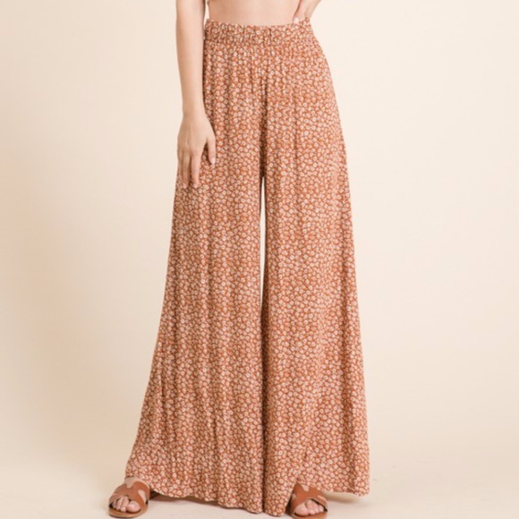 Floral Wide Leg Pants - Picture 1 of 2
